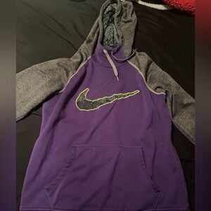Nike Women's Therma-FIT Pullover – Purple & Gray w/ Green Swoosh ~ 💜
